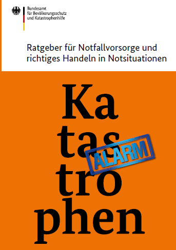 Ein Ratgeber zur Notfallvorsorge vom BBK, mit "Katastrophen ALARM" auf orangefarbenem Hintergrund, für die Gemeinde Hochkirch.