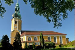 Ev.-Luth. Kirchgemeinde Hochkirch/Bukecy Kirchweg 4 02627 Hochkirch